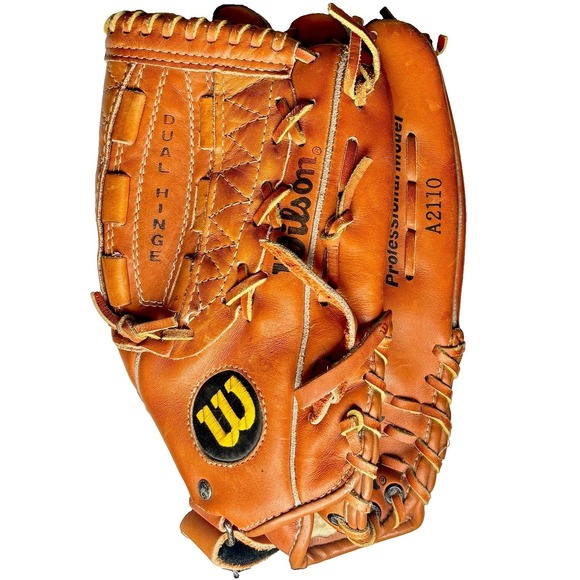 Wilson Accessories - Vintage Wilson A2110 Roger Clemens 20K Signature Baseball Glove Dual Hinge RHT